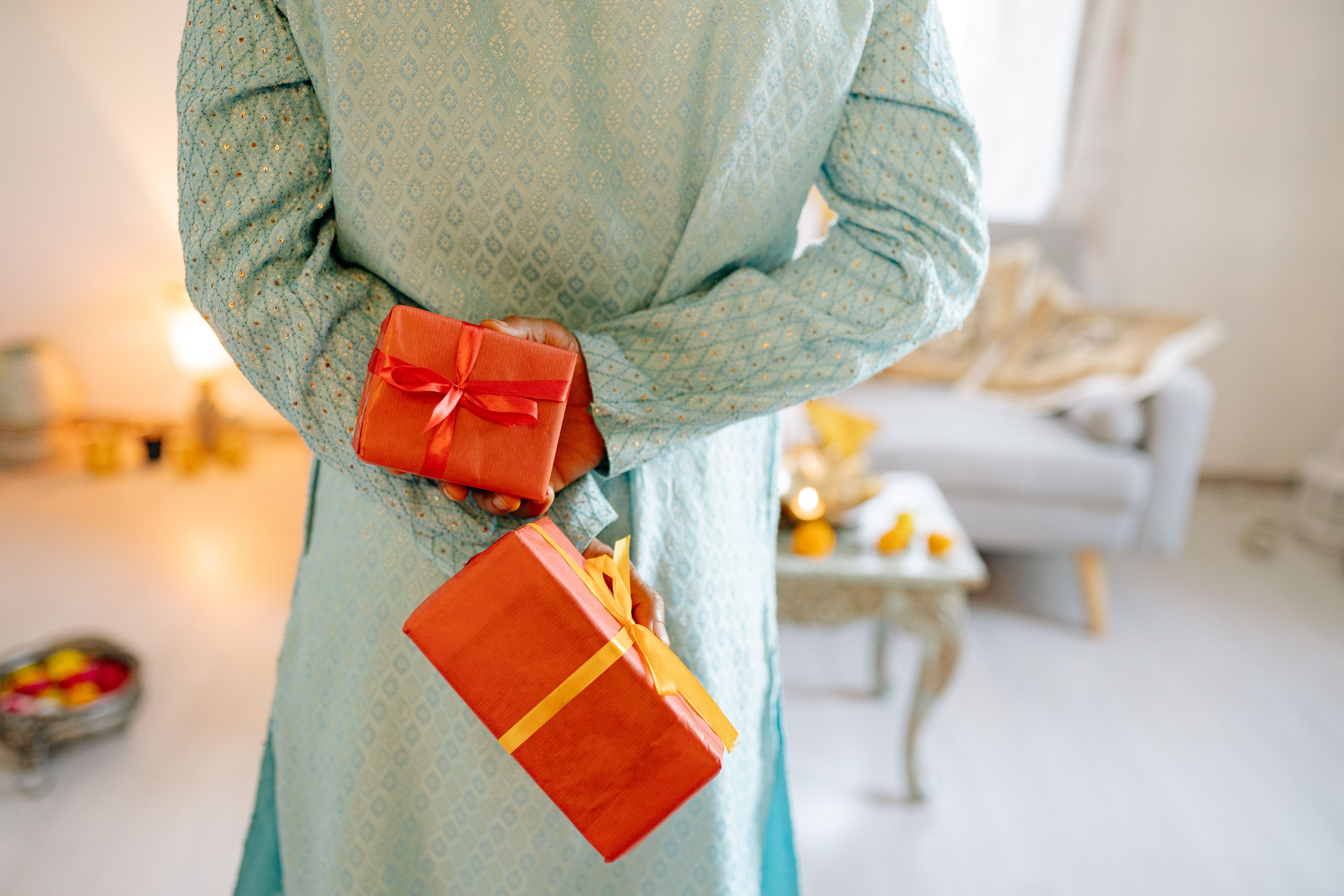 Notes, guides, and inspiration from a gifting-first brand.